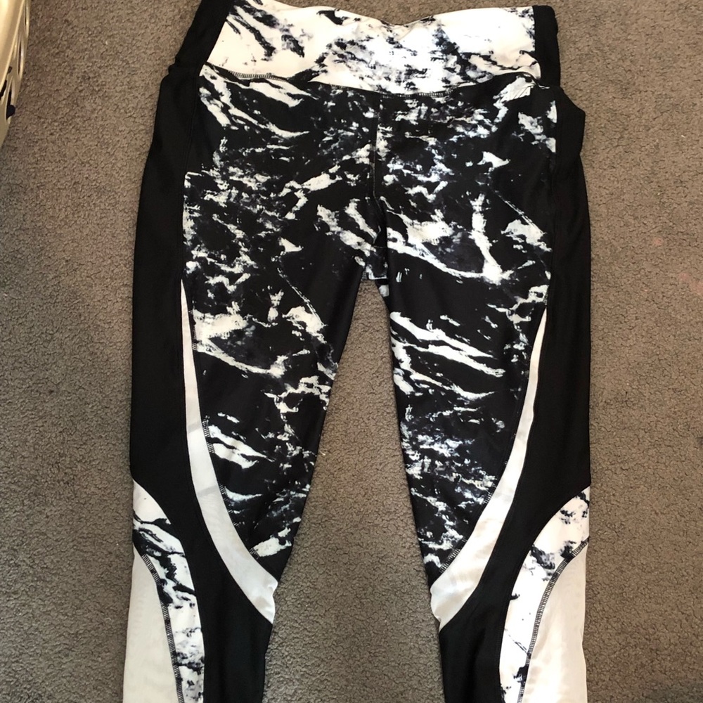 Workout capris